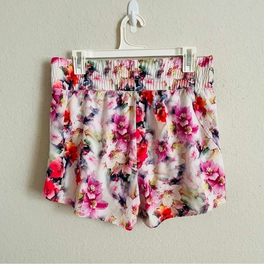 Jockey casual Floral Women's sport Shorts size M lined athletic running exercise